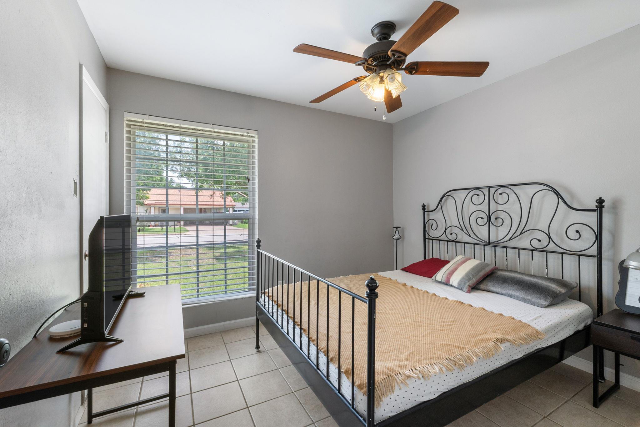 2006 Heathwood Cir, Round Rock, TX 78664