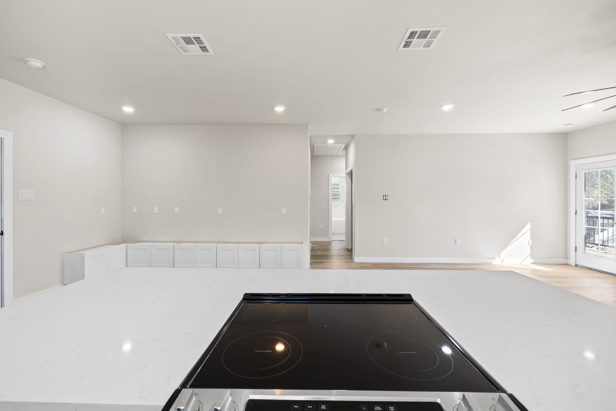 28 Wood Glen Dr, Wimberley, TX 78676