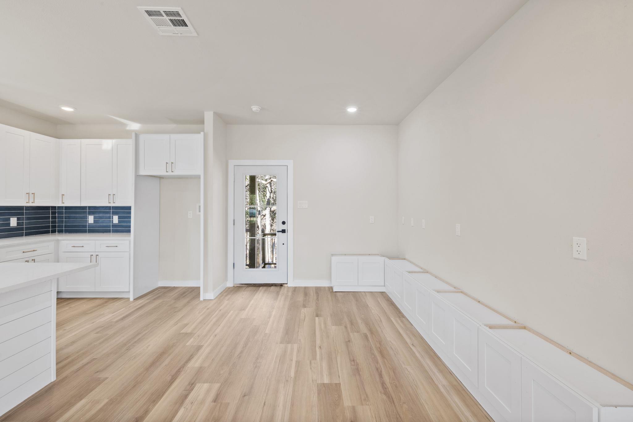 28 Wood Glen Dr, Wimberley, TX 78676