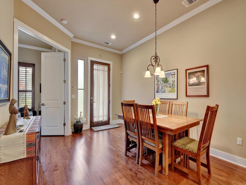 4545 Mattie St, Austin, TX 78723