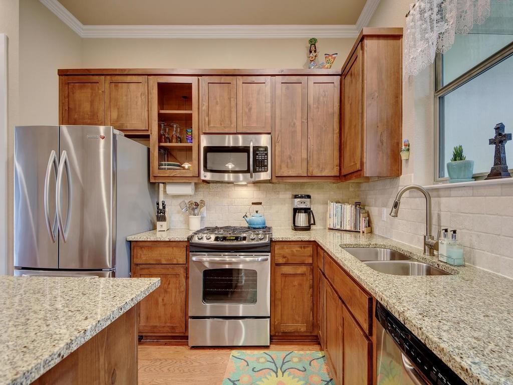 4545 Mattie St, Austin, TX 78723