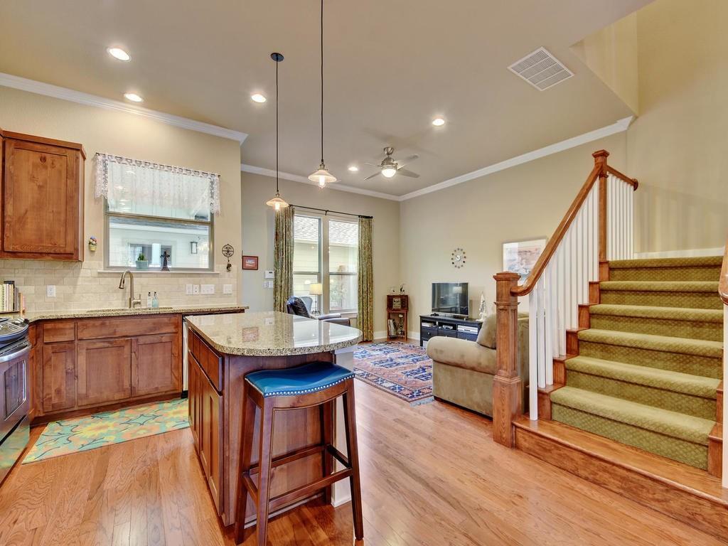 4545 Mattie St, Austin, TX 78723