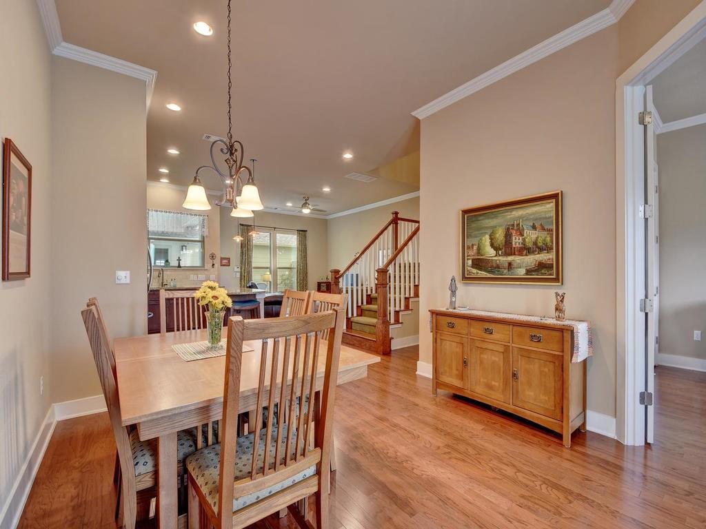 4545 Mattie St, Austin, TX 78723