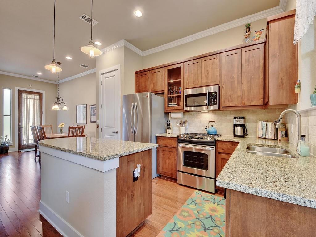 4545 Mattie St, Austin, TX 78723