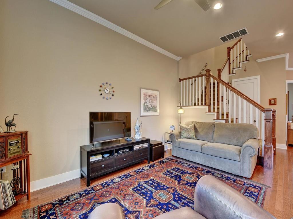 4545 Mattie St, Austin, TX 78723