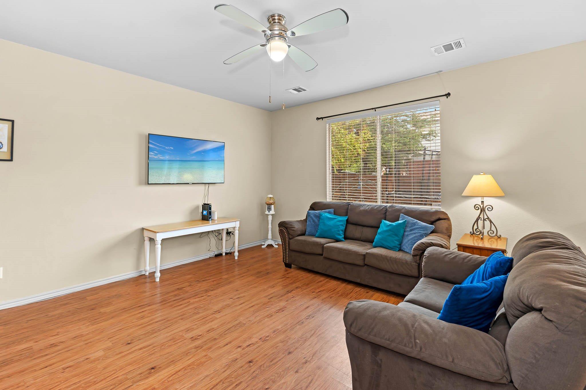 1400 Orange Spice Ct, Pflugerville, TX 78660