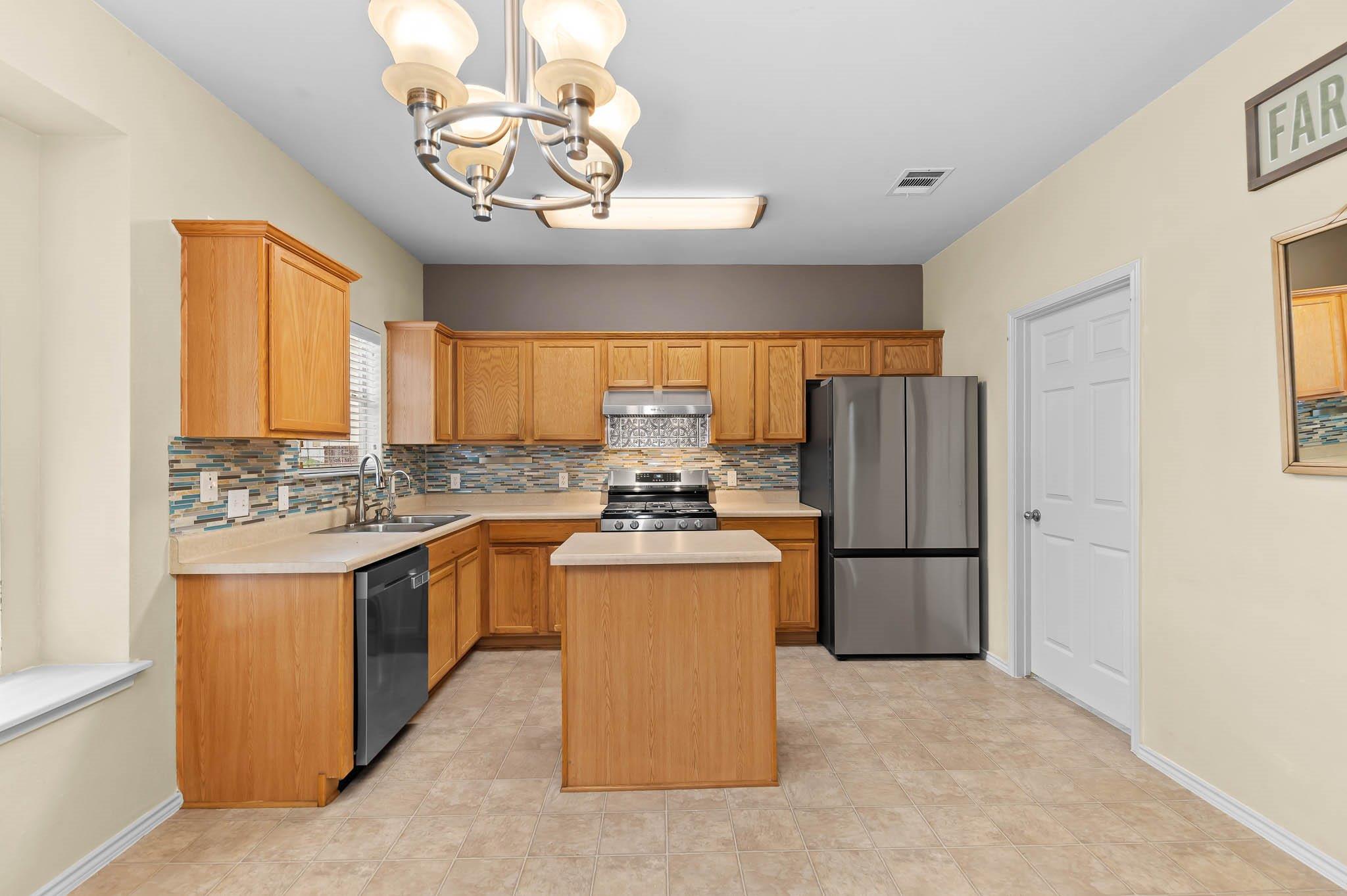 1400 Orange Spice Ct, Pflugerville, TX 78660