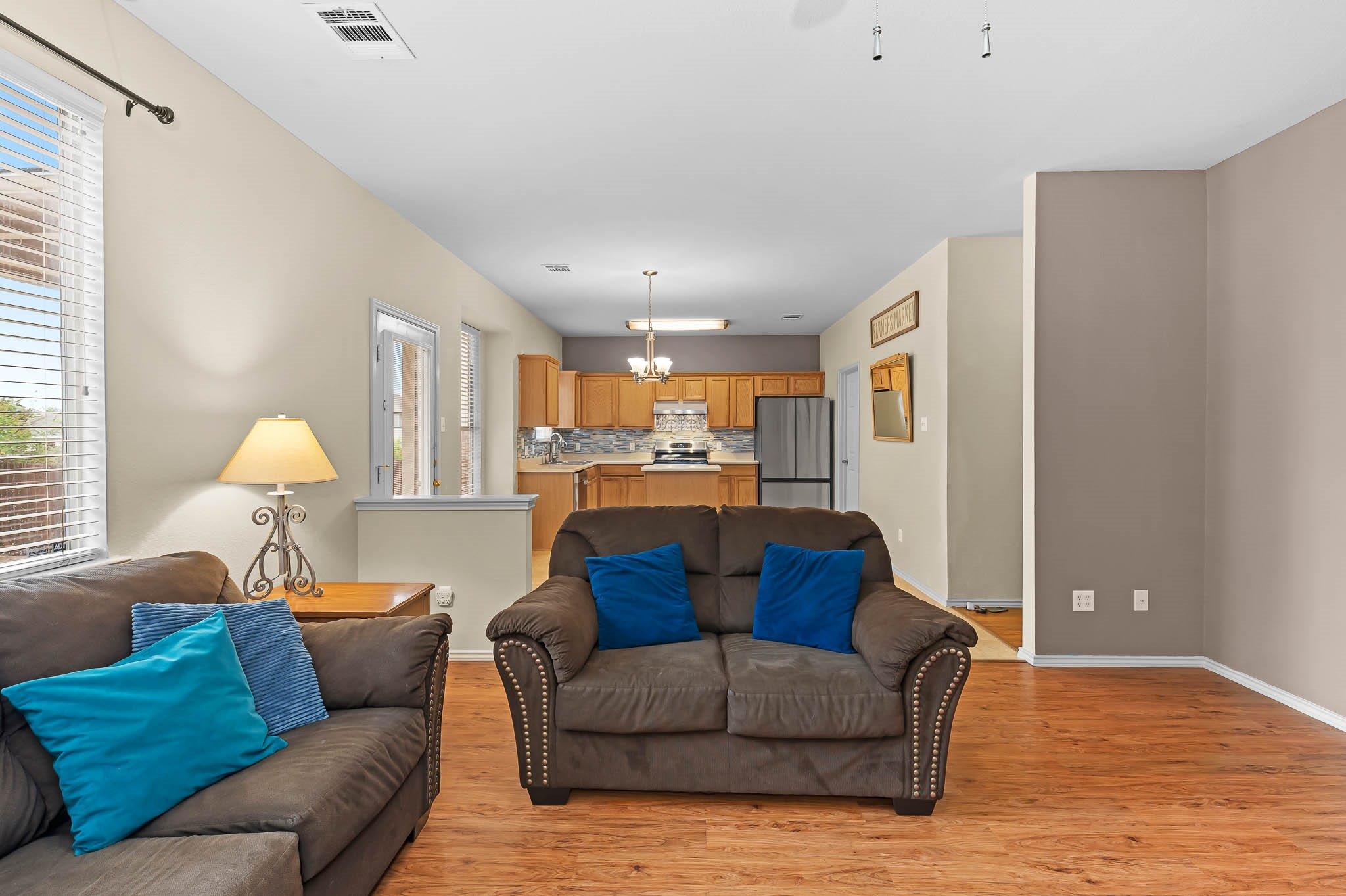 1400 Orange Spice Ct, Pflugerville, TX 78660