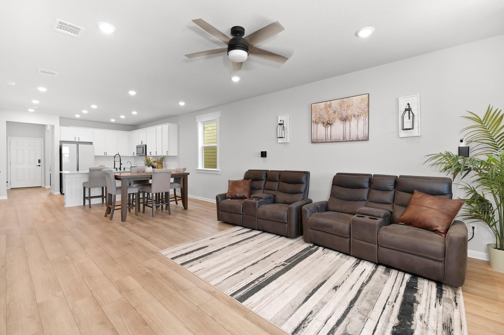 723 Gray Fox Loop, Hutto, TX 78634