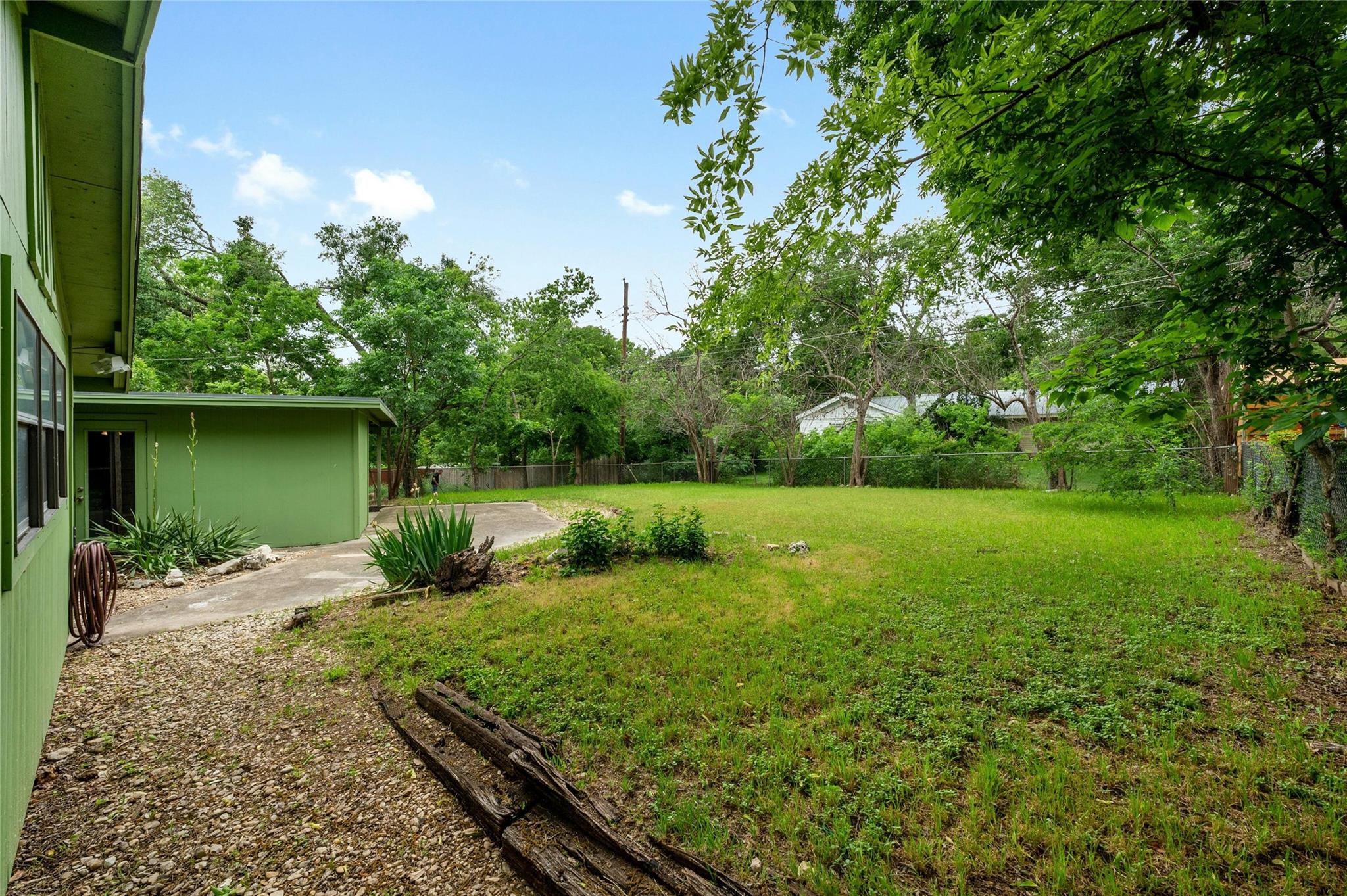 4906 Sylvandale Dr, Austin, TX 78745