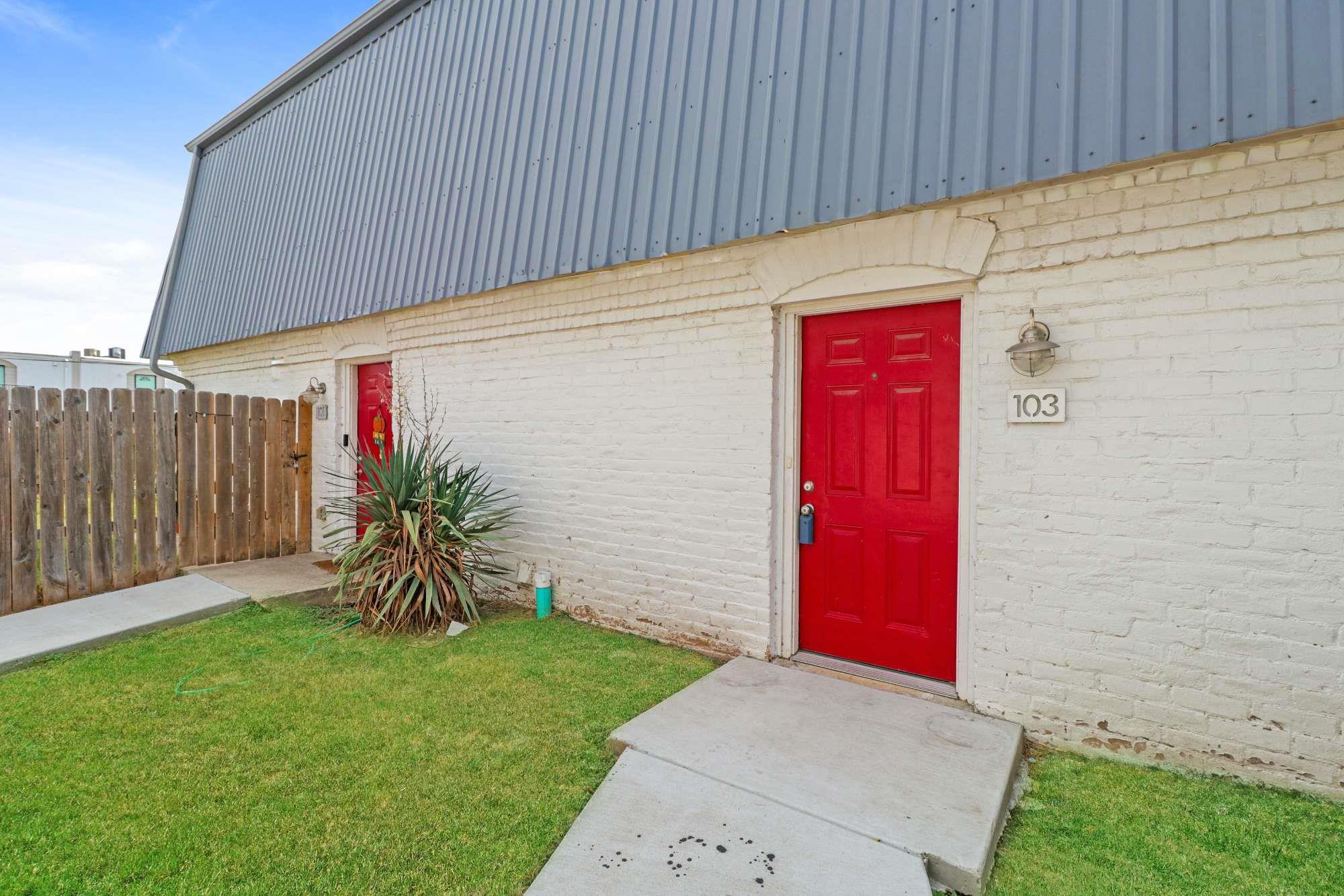 7202 Twin Crest Dr # 103, Austin, TX 78752