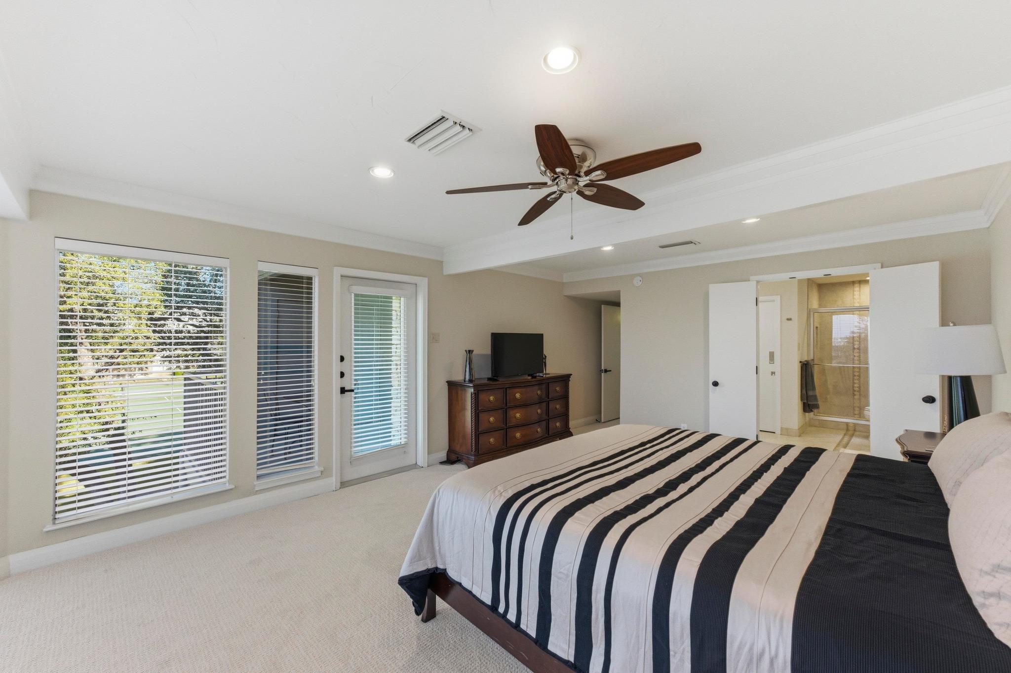 107 World Of Tennis Sq, Lakeway, TX 78738