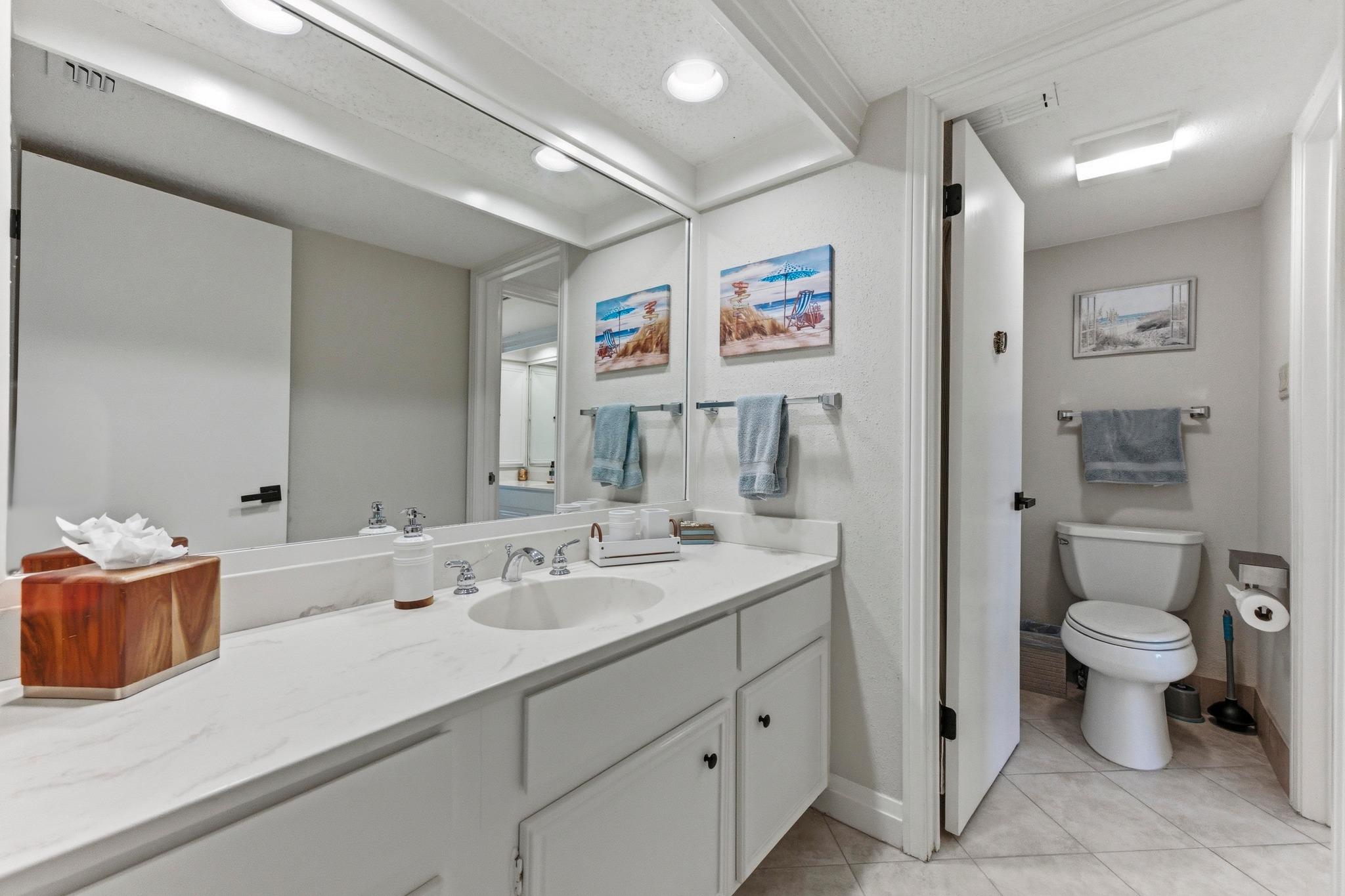 107 World Of Tennis Sq, Lakeway, TX 78738