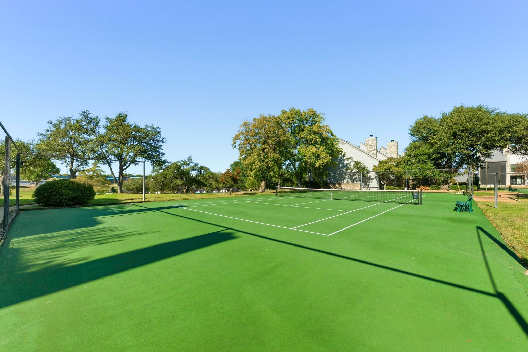 107 World Of Tennis Sq, Lakeway, TX 78738