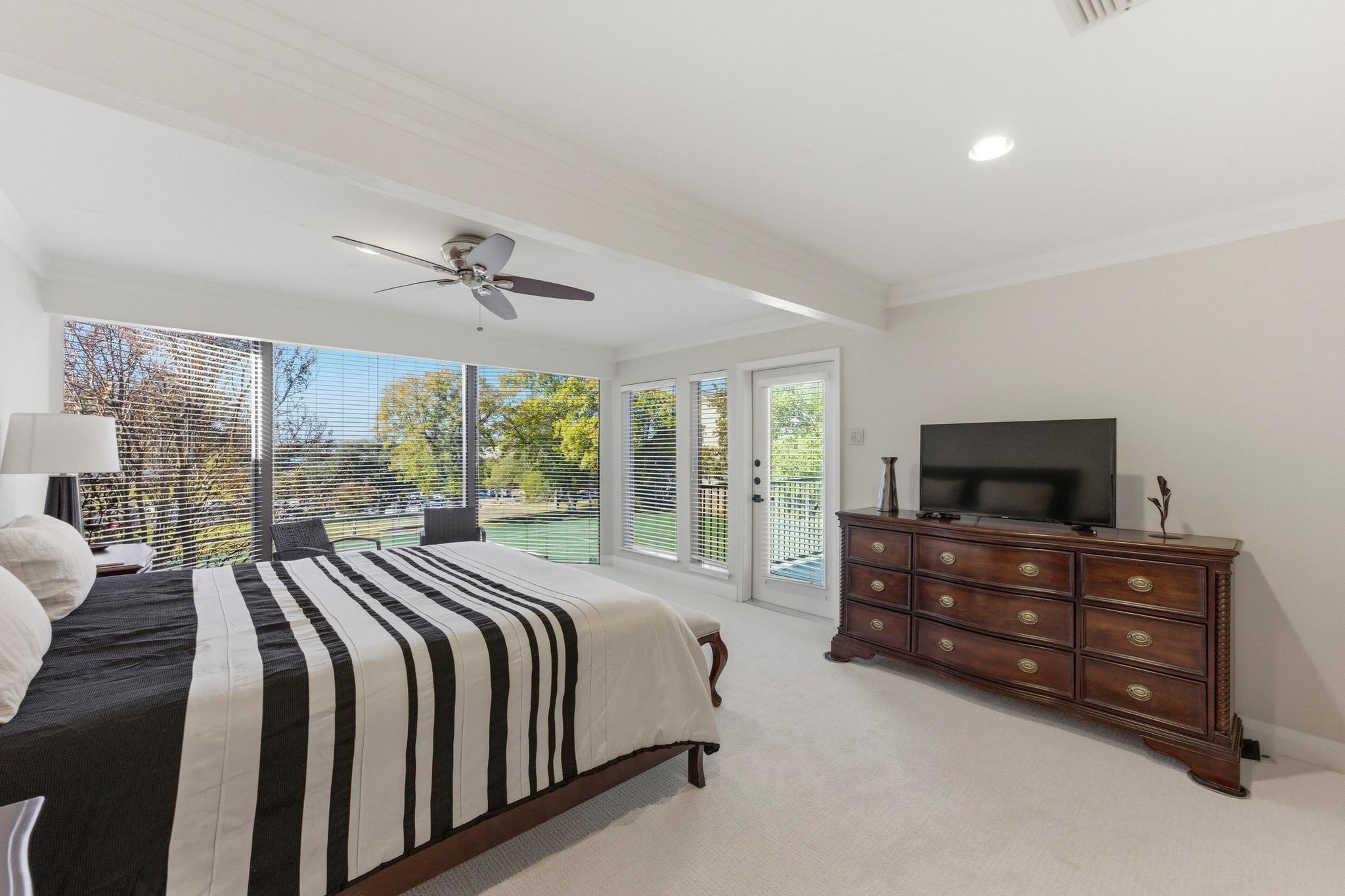 107 World Of Tennis Sq, Lakeway, TX 78738