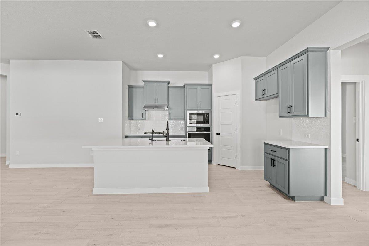 158 Paul Pena Dr, San Marcos, TX 78666