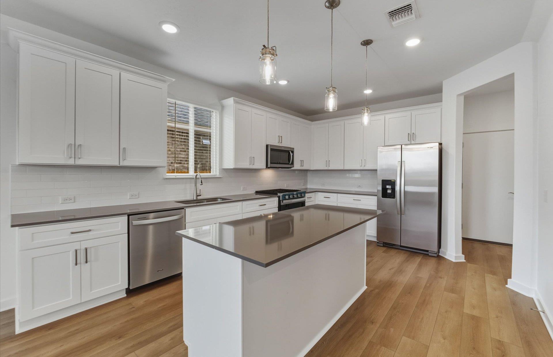 480 Tailwind Dr, Kyle, TX 78640