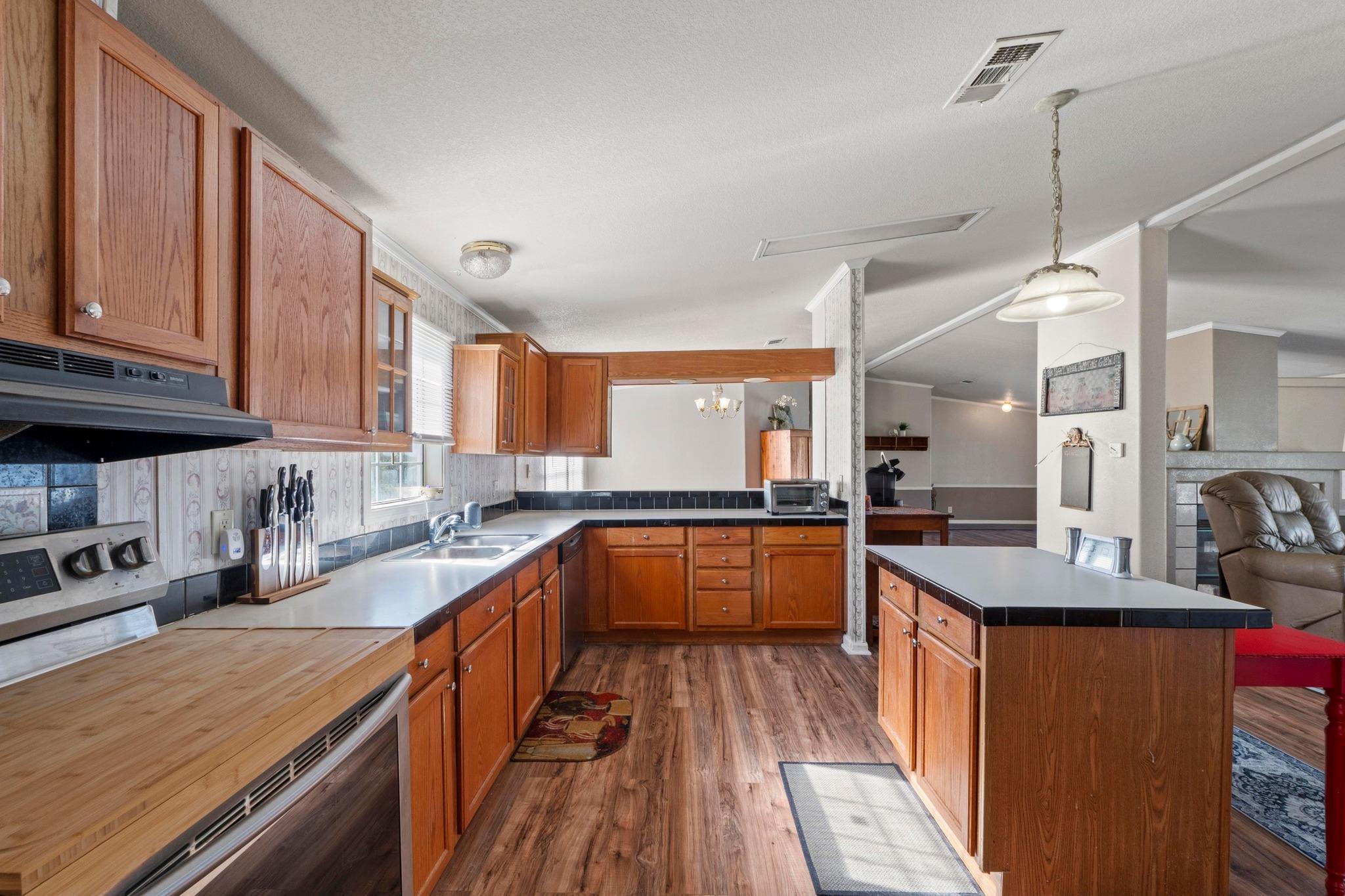 501 County Road 248, Georgetown, TX 78633