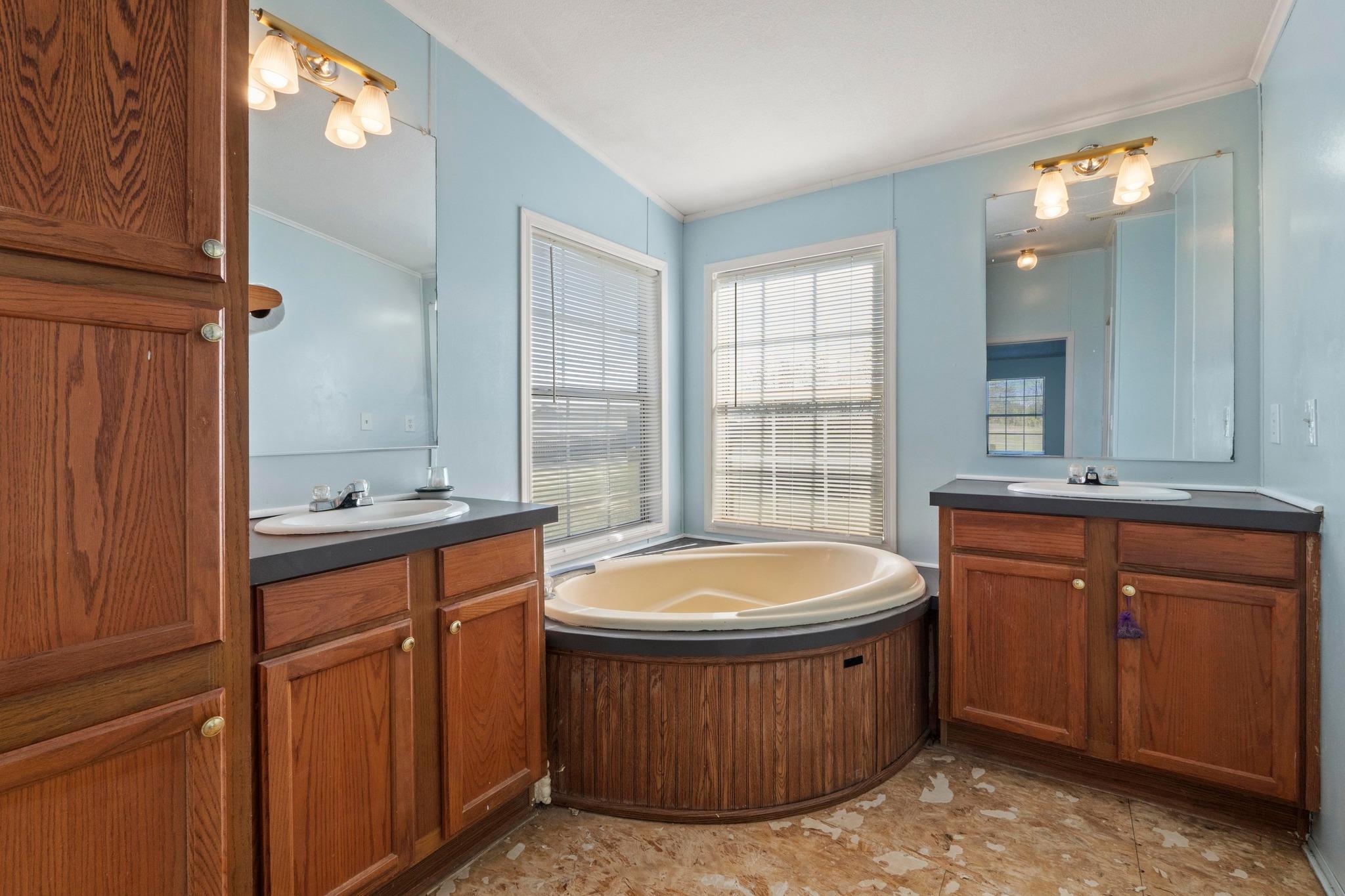 501 County Road 248, Georgetown, TX 78633