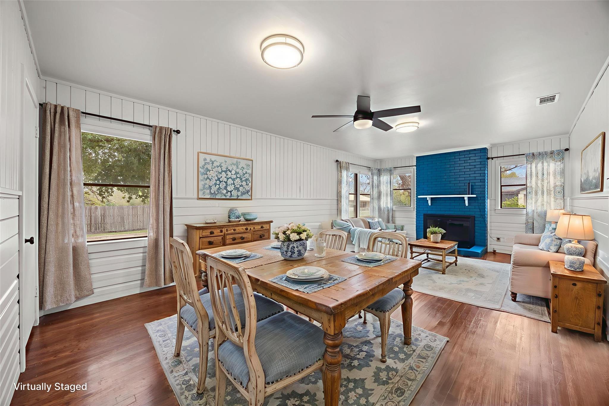 1815 Eckhardt St, Taylor, TX 76574