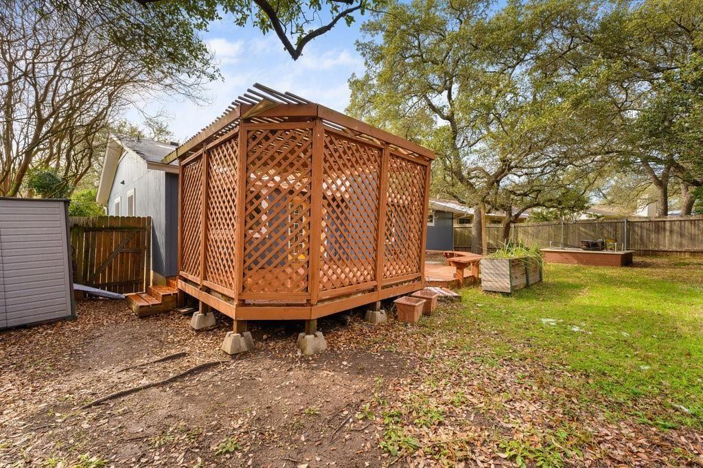 11105 Blackmoor Dr, Austin, TX 78759