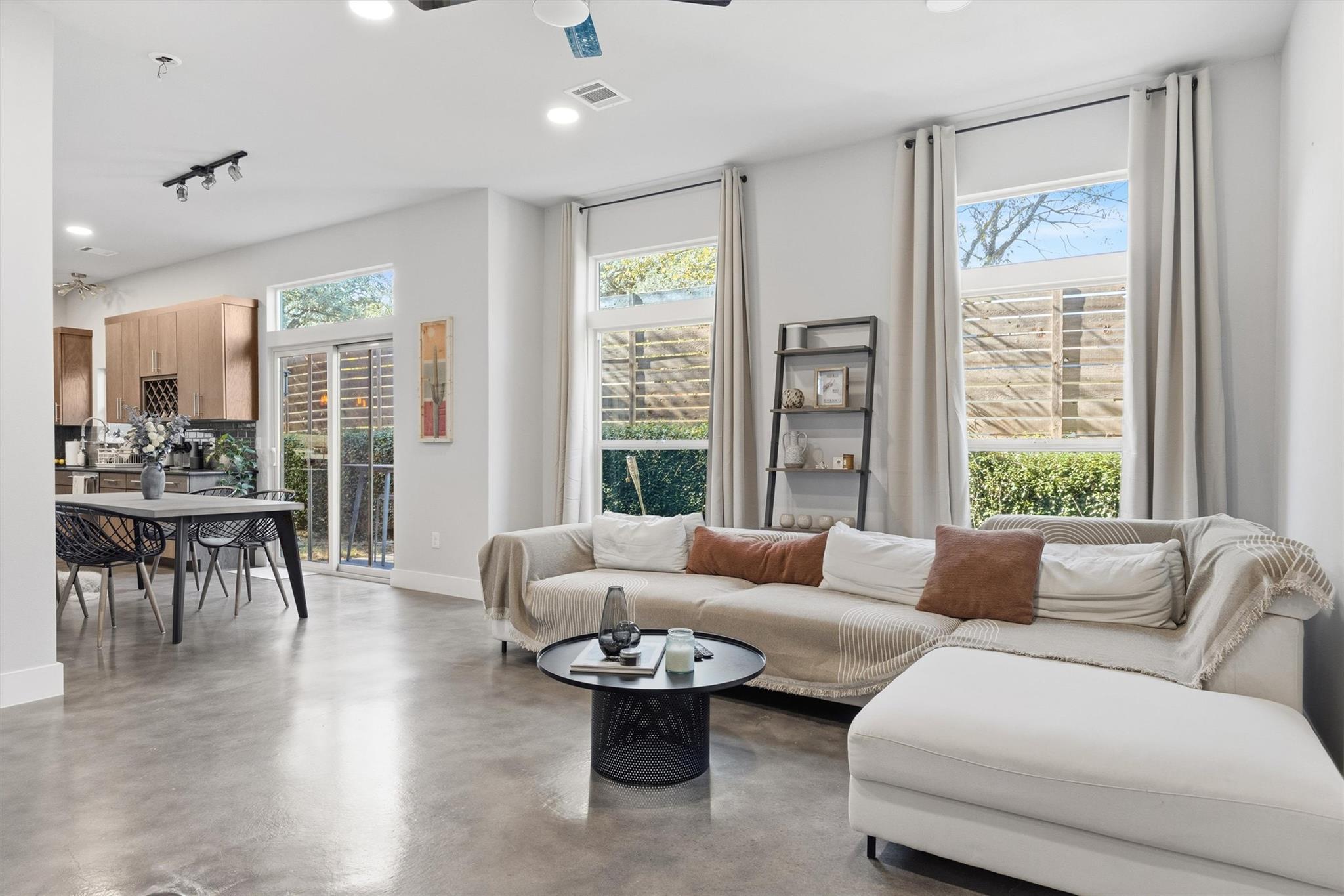 3504 Clawson Rd # 7, Austin, TX 78704