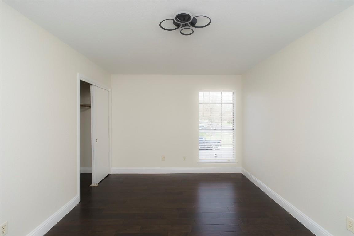 2201 Broughton Ct, Austin, TX 78727