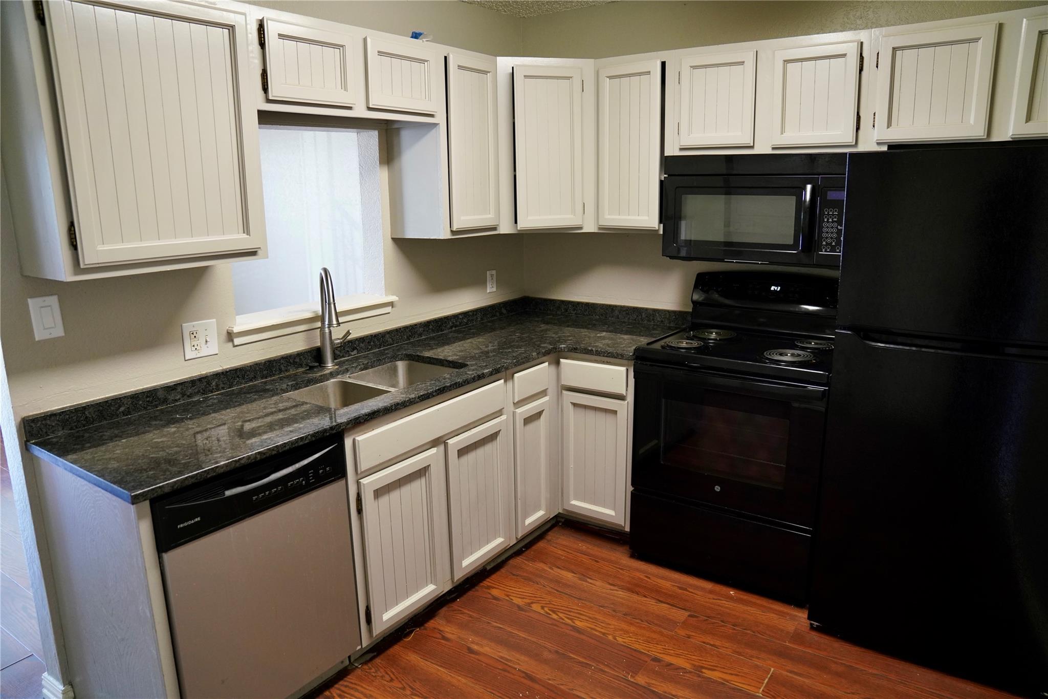 1624 Aquarena Springs Dr # D 132, San Marcos, TX 78666