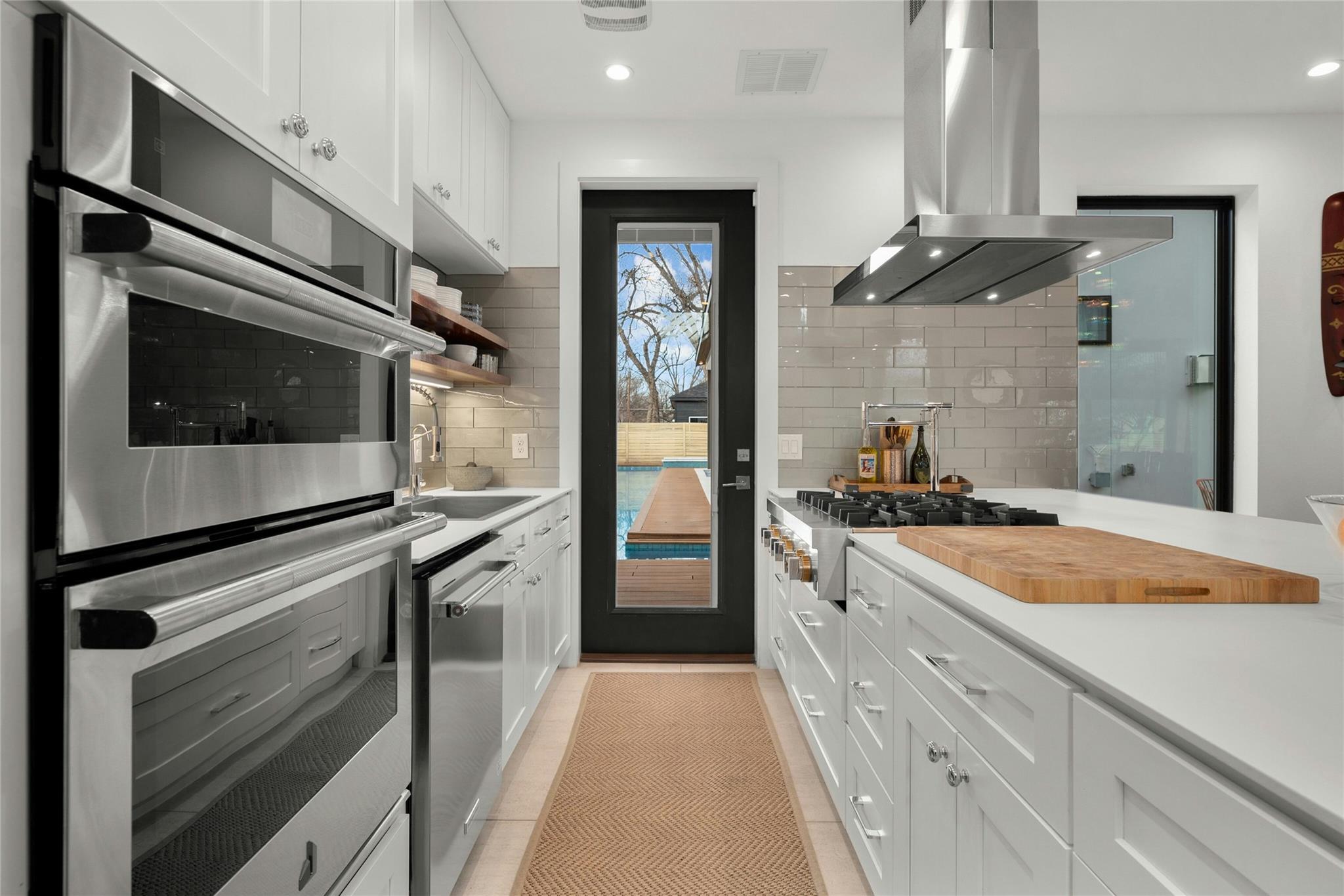 1208 Garden St # 1 & #2, Austin, TX 78702