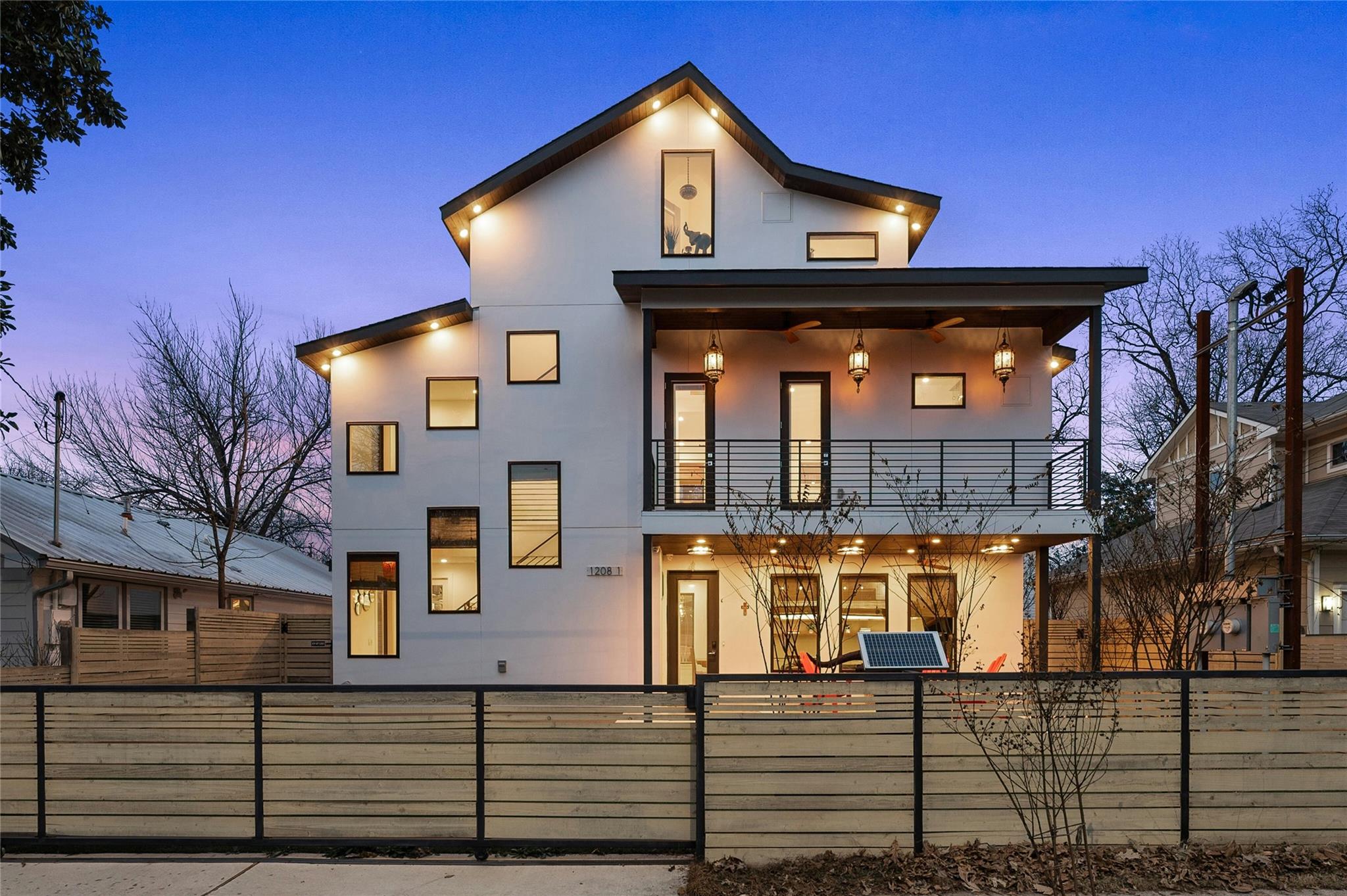 1208 Garden St # 1 & #2, Austin, TX 78702