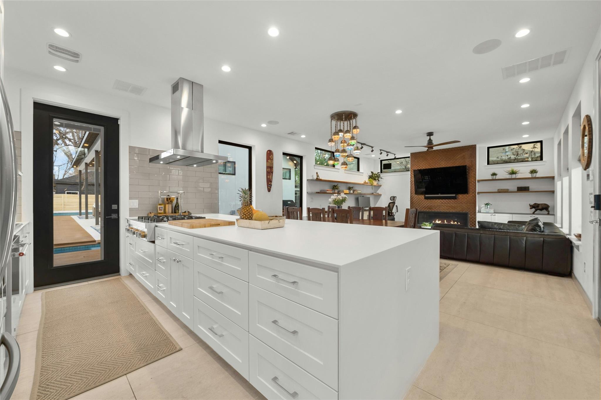 1208 Garden St # 1 & #2, Austin, TX 78702