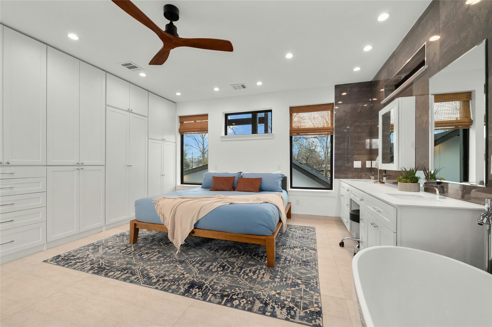 1208 Garden St # 1 & #2, Austin, TX 78702