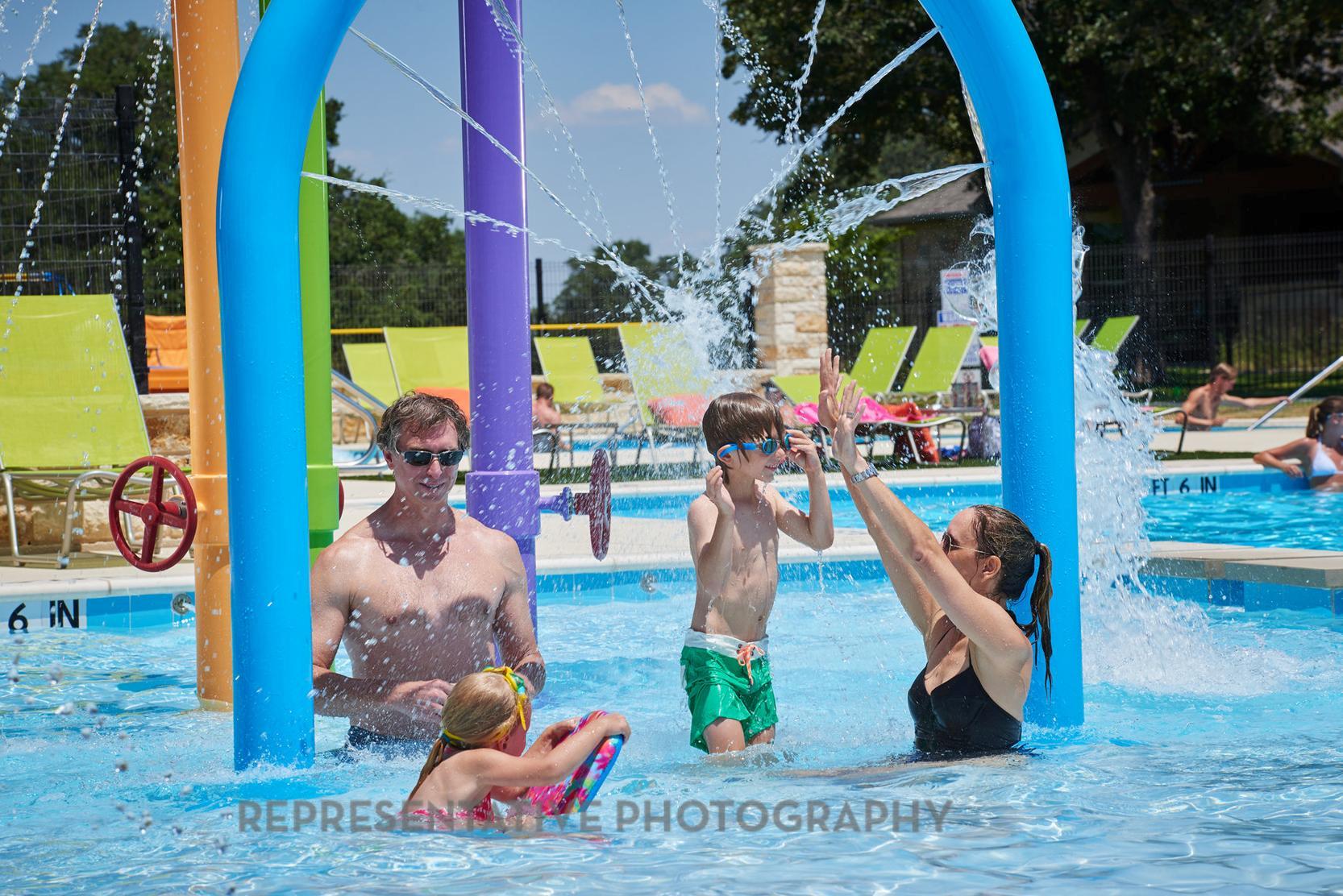 261 Menlo Bnd, Liberty Hill, TX 78642