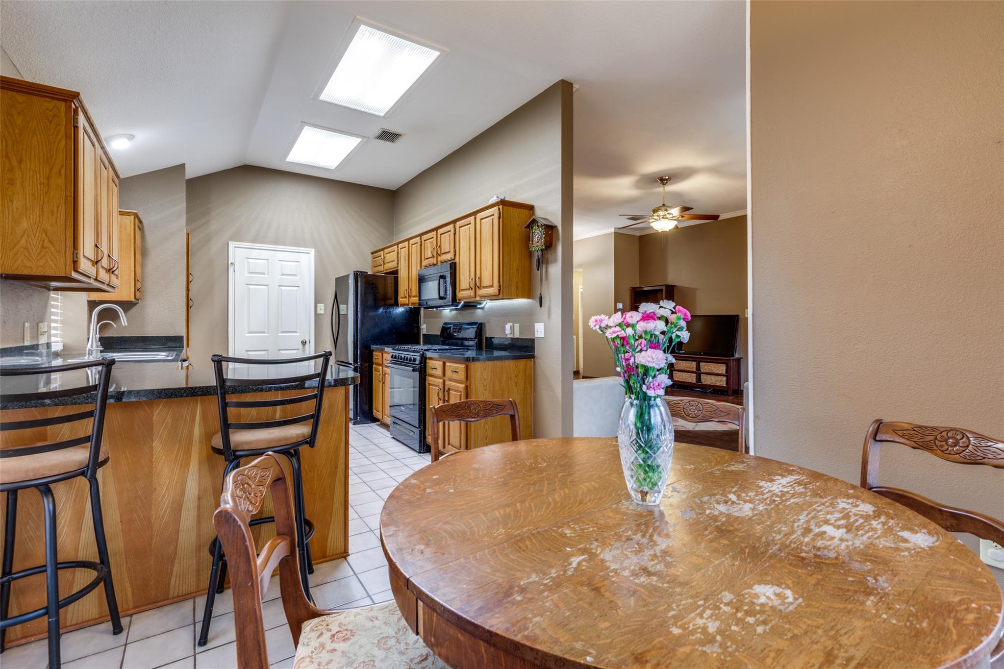 506 Broken Feather Trl, Pflugerville, TX 78660