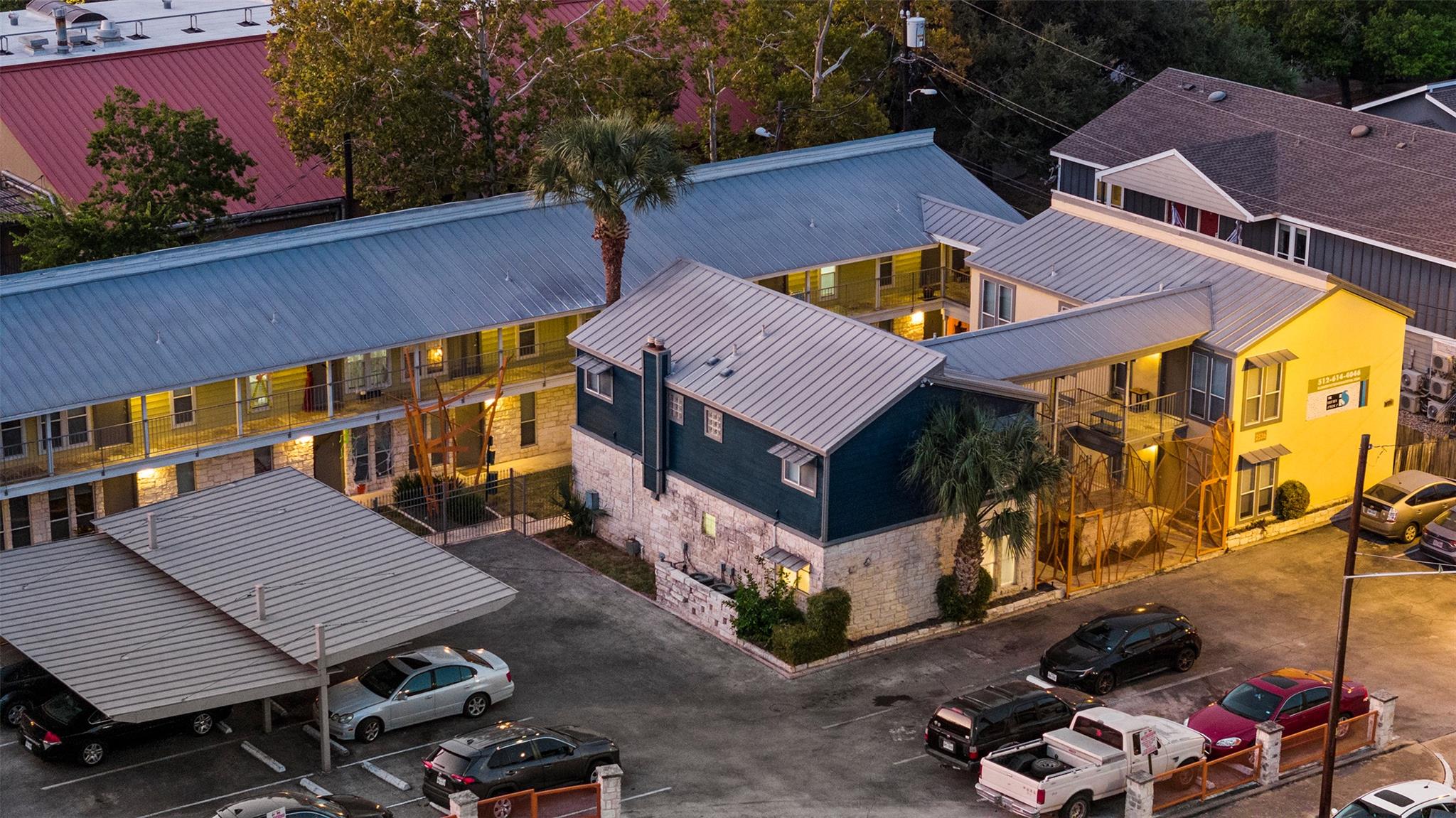 2526 Durwood St # 110, Austin, TX 78704