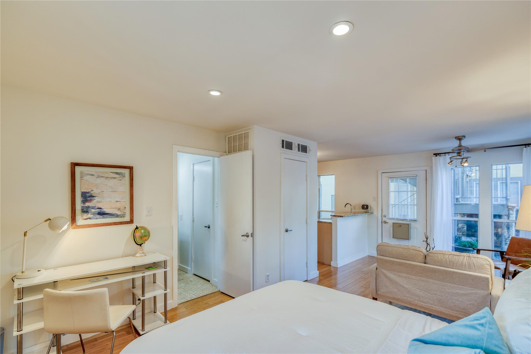 2526 Durwood St # 110, Austin, TX 78704