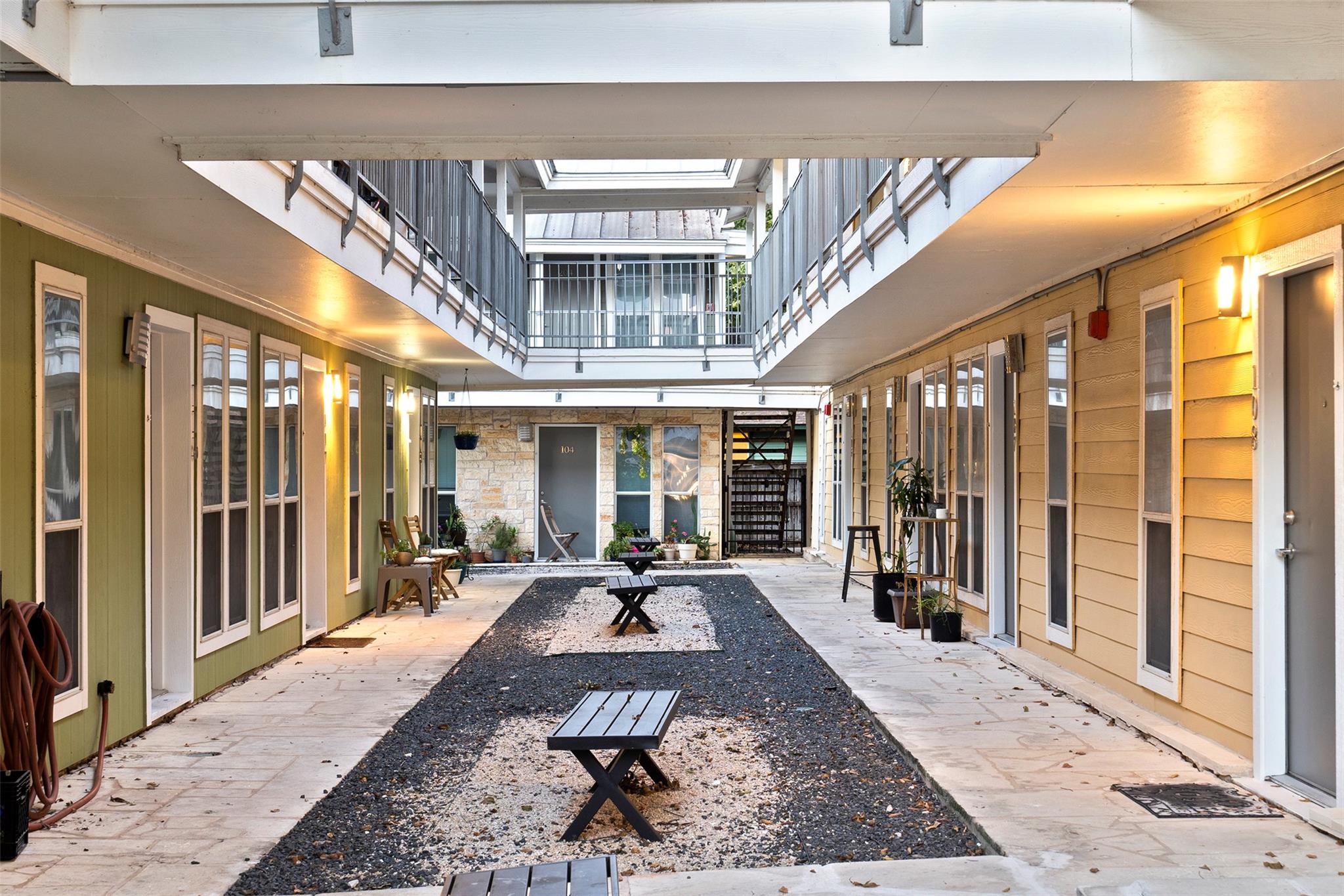 2526 Durwood St # 110, Austin, TX 78704