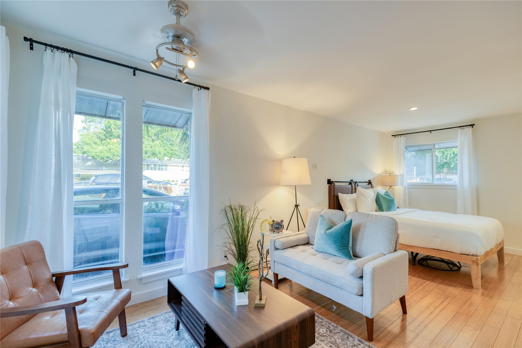 2526 Durwood St # 110, Austin, TX 78704