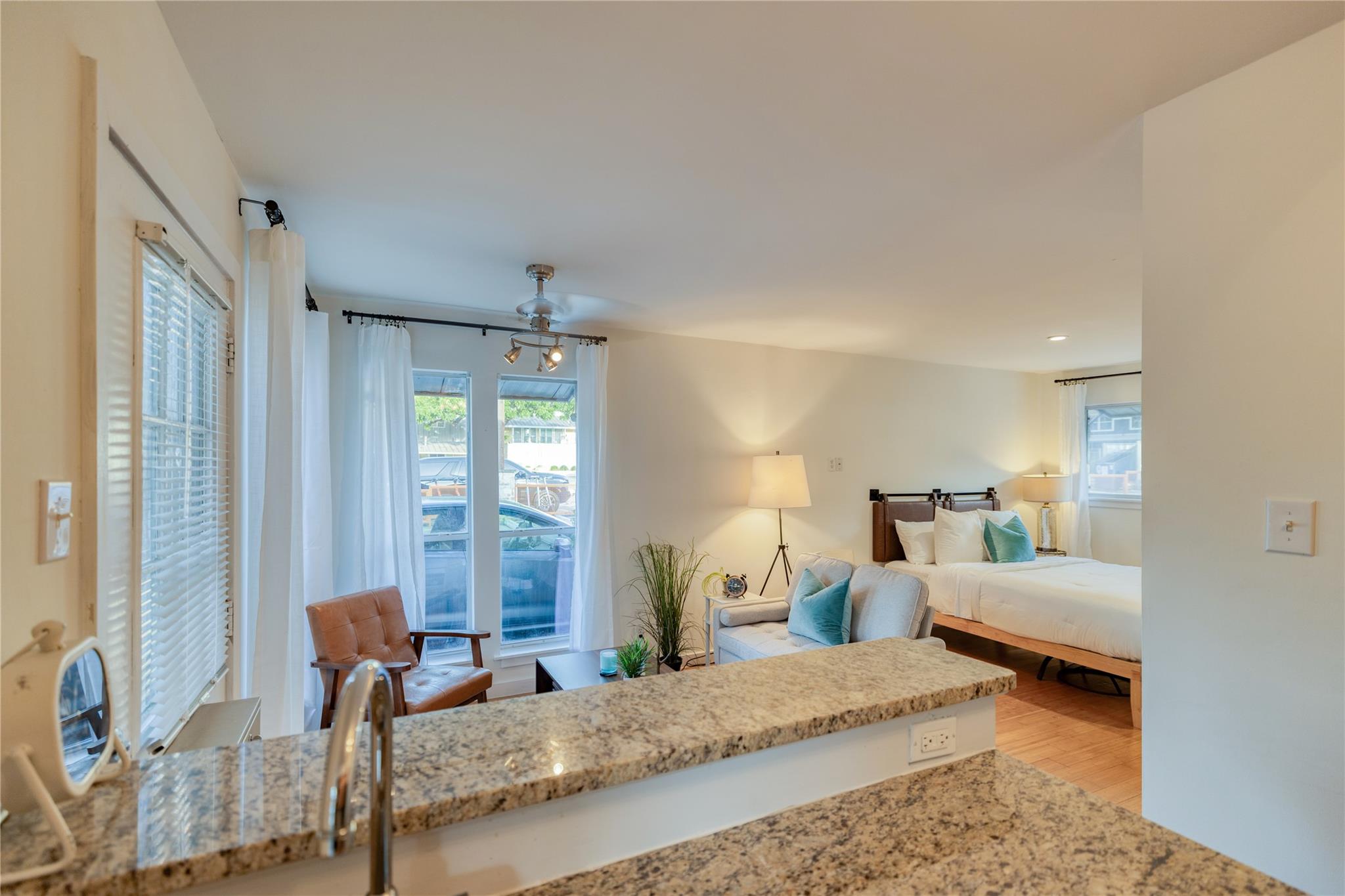 2526 Durwood St # 110, Austin, TX 78704