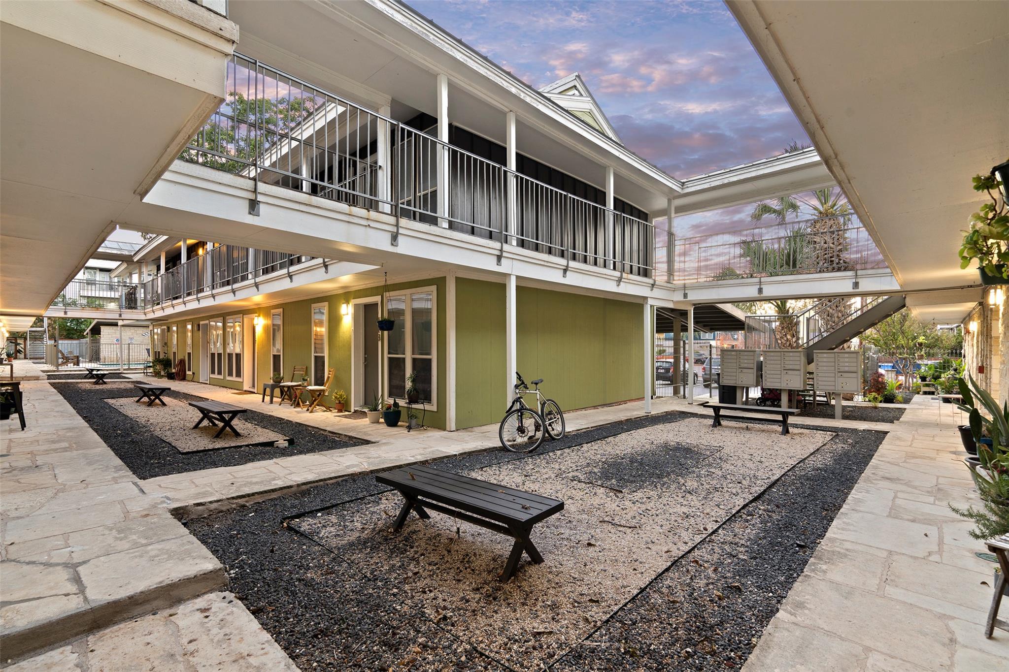 2526 Durwood St # 110, Austin, TX 78704