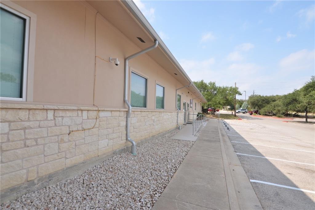 2440 E Hwy 290 Highway # E-2, Dripping Springs, TX 78620