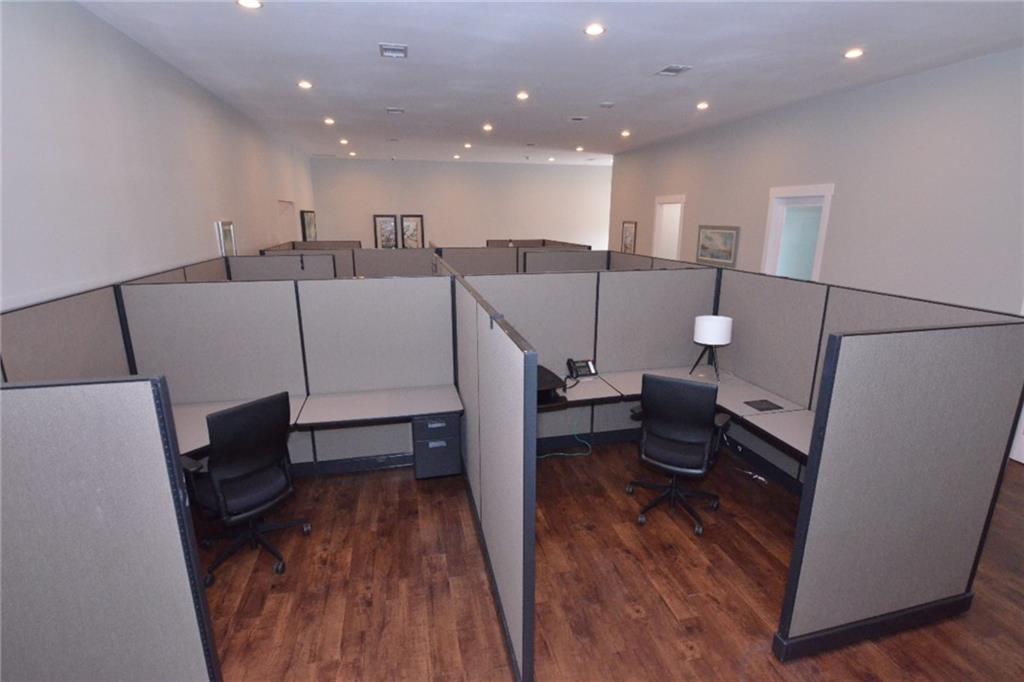 2440 E Hwy 290 Highway # E-2, Dripping Springs, TX 78620