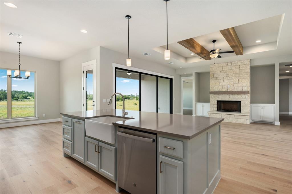 103 Buck Rabbit, Briggs, TX 78608