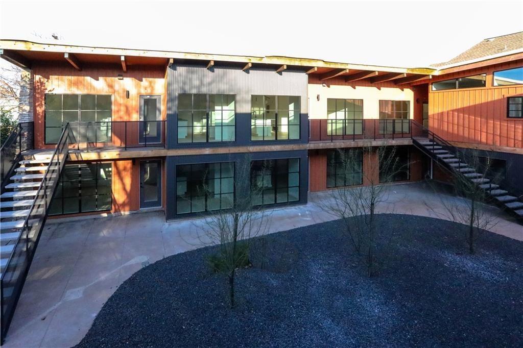 400 E 30th St # 101, Austin, TX 78705