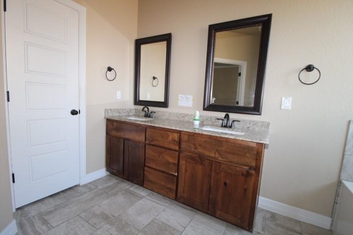 8500 Platinum Dr, Killeen, TX 76542