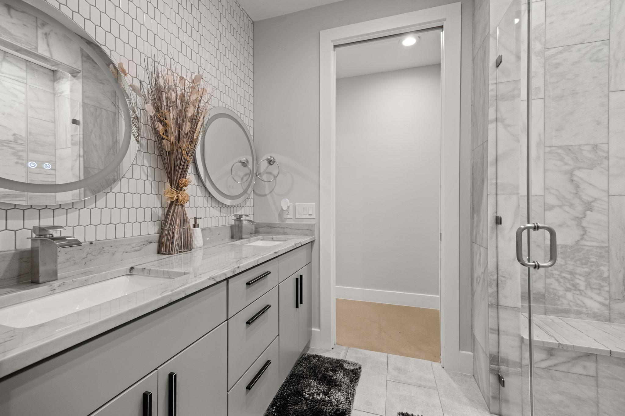 3610 Thompson St # 1, Austin, TX 78702