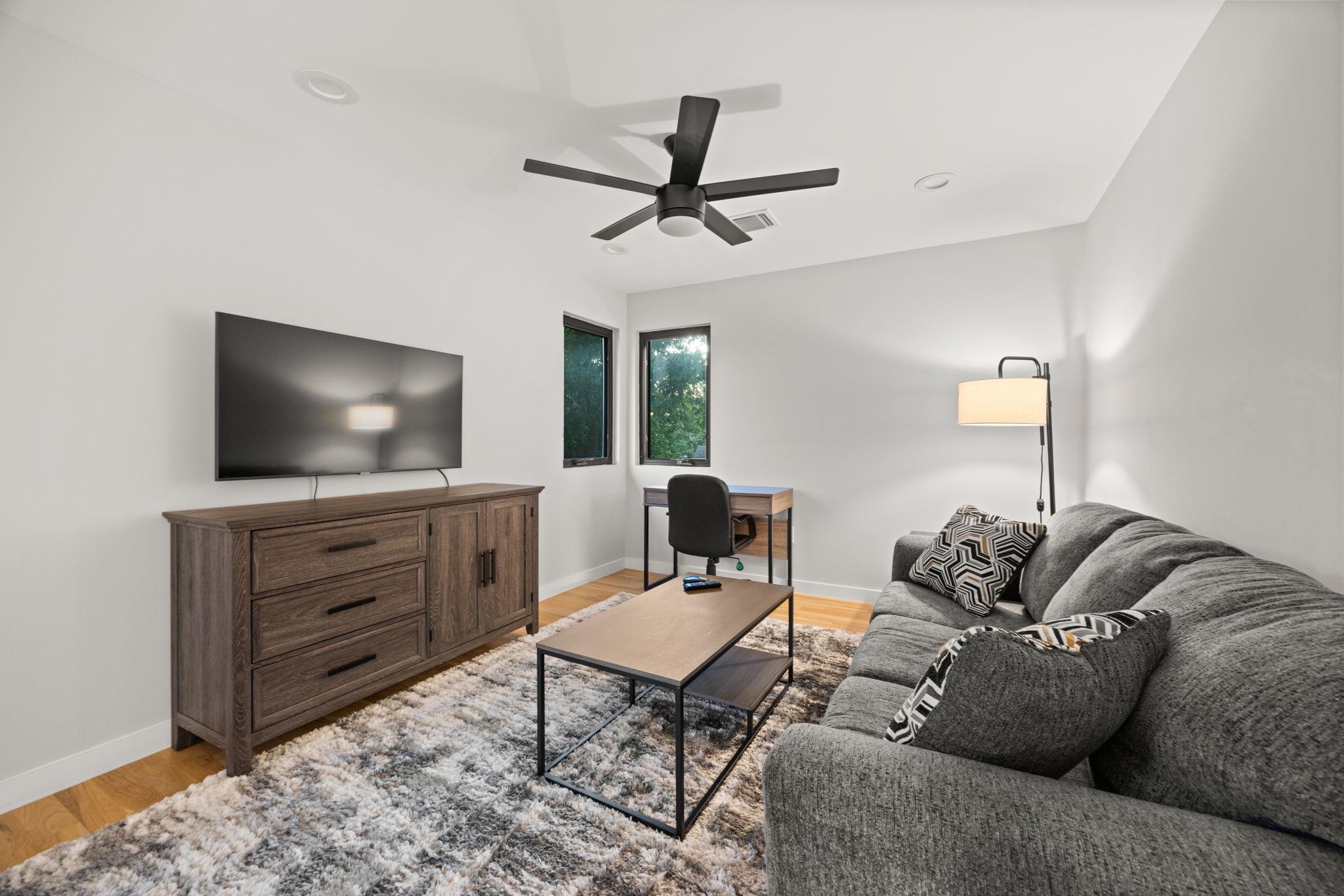 3610 Thompson St # 1, Austin, TX 78702