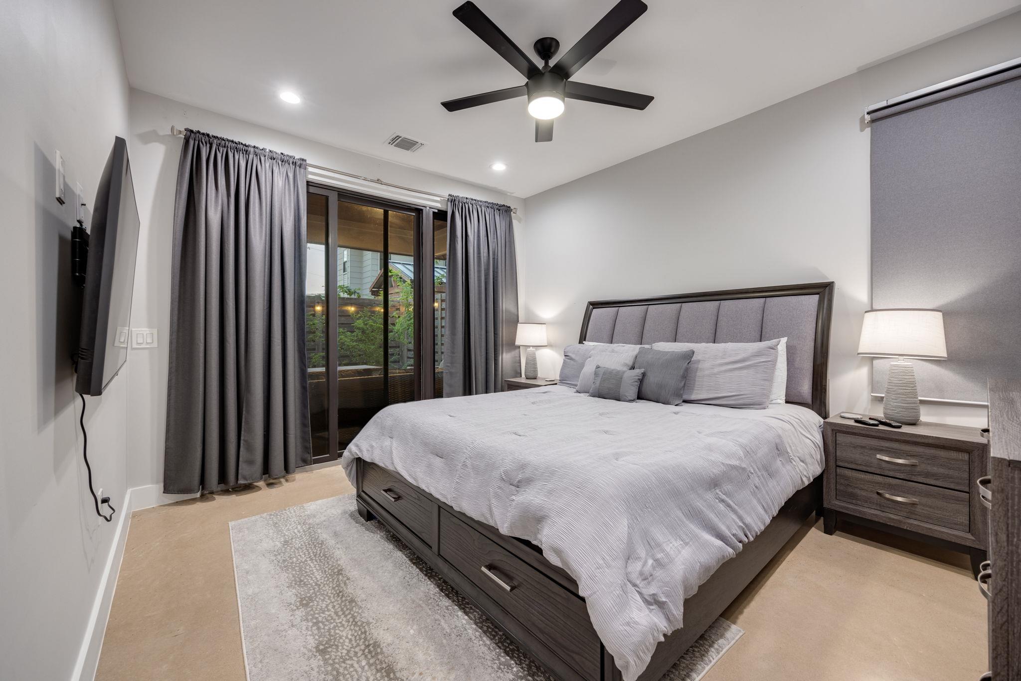 3610 Thompson St # 1, Austin, TX 78702