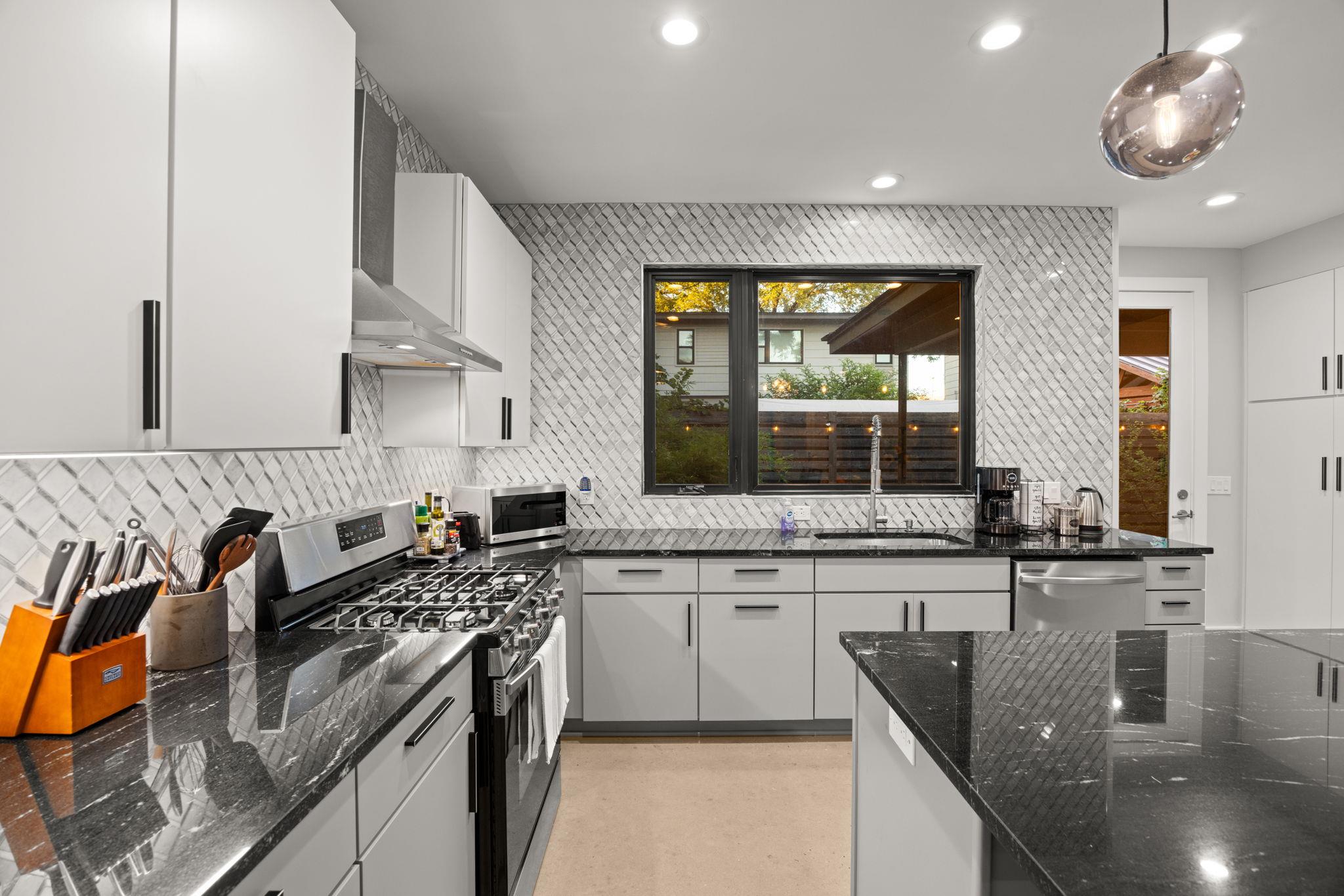 3610 Thompson St # 1, Austin, TX 78702