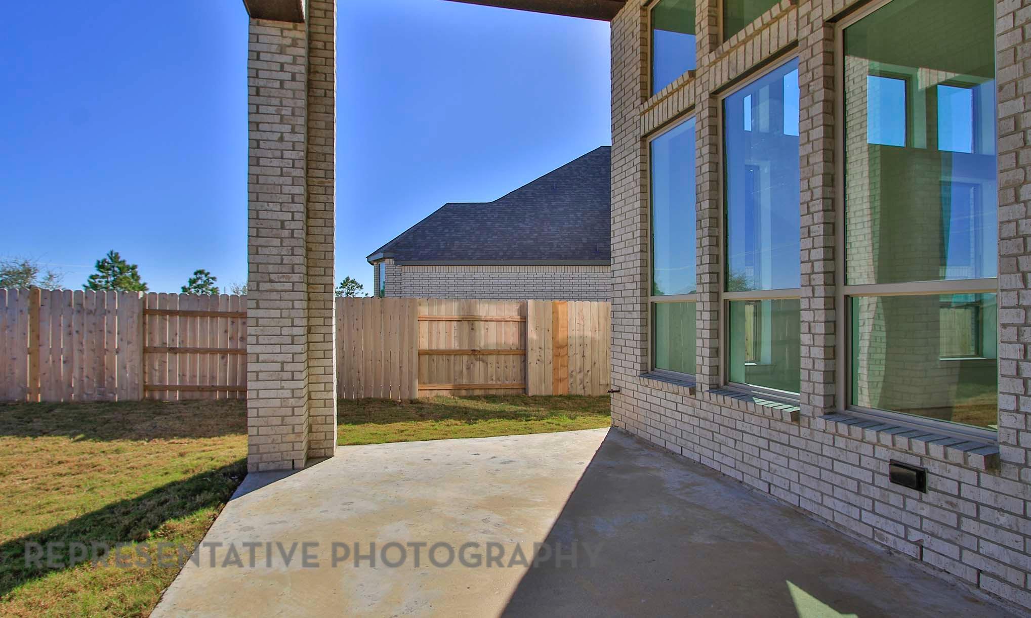 108 Ribera Dr, Liberty Hill, TX 78642